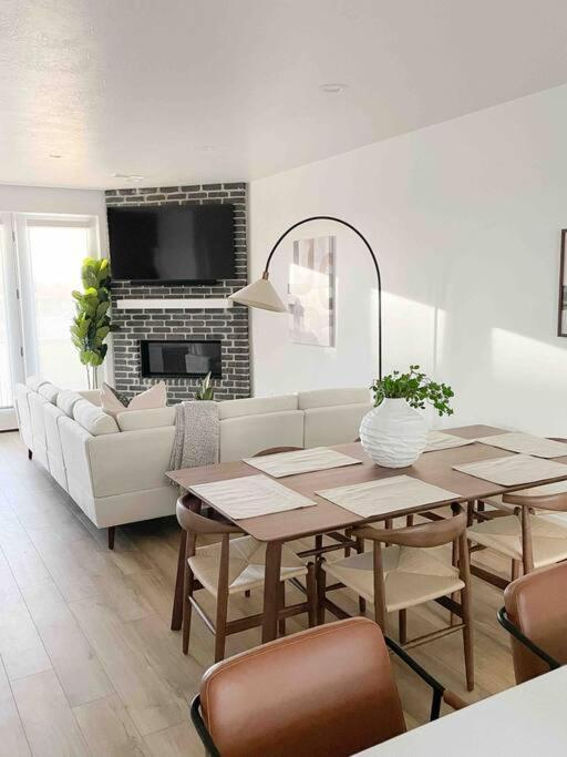 107 Downtown Apartment Provo Ngoại thất bức ảnh